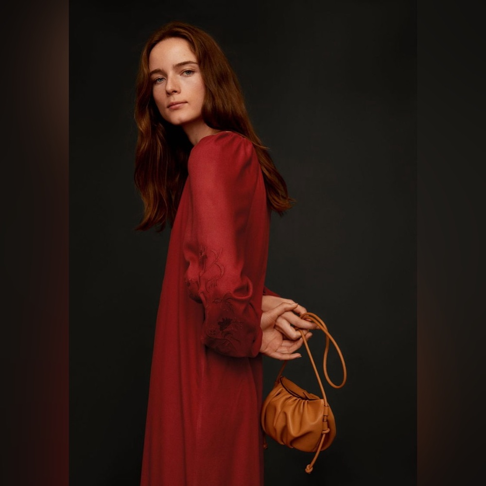 Mango Pleated Volume Tan Ruched Crossbody Bag - Picture 3 of 9